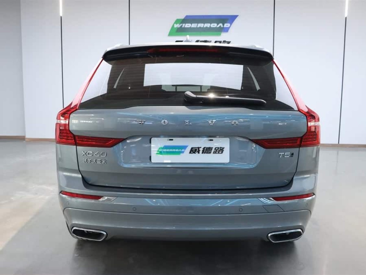 沃爾沃 XC60  2021款 T5 四驅(qū)智逸豪華版圖片