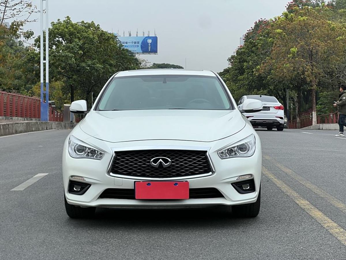 英菲尼迪 Q50L  2021款 2.0T 舒適版圖片