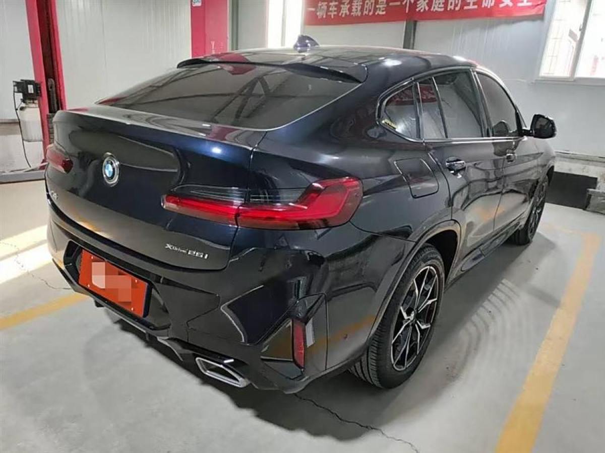 寶馬 寶馬X4  2022款 xDrive 25i M運(yùn)動(dòng)套裝圖片