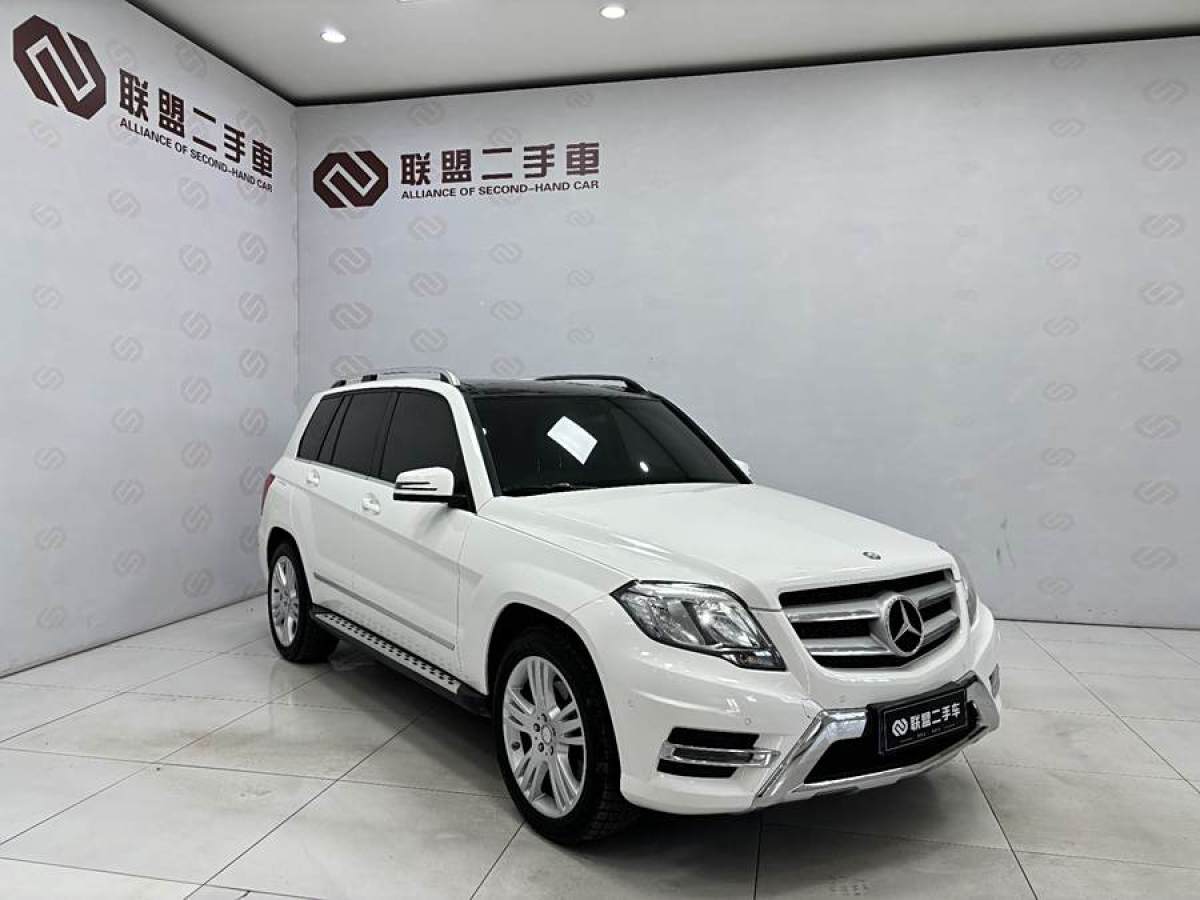 奔馳 奔馳GLK級(jí)  2015款 GLK 260 4MATIC 動(dòng)感型 極致版圖片