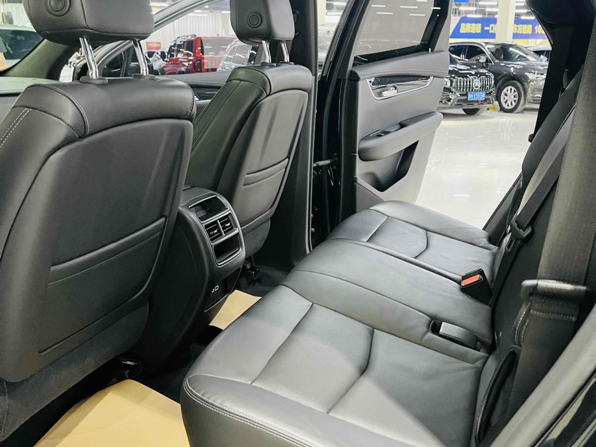 2020年3月凱迪拉克 XT5  2020款 改款 28T 豪華型