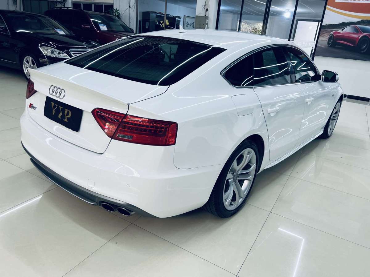 2012年12月奧迪 奧迪S5  2012款 S5 3.0T Sportback