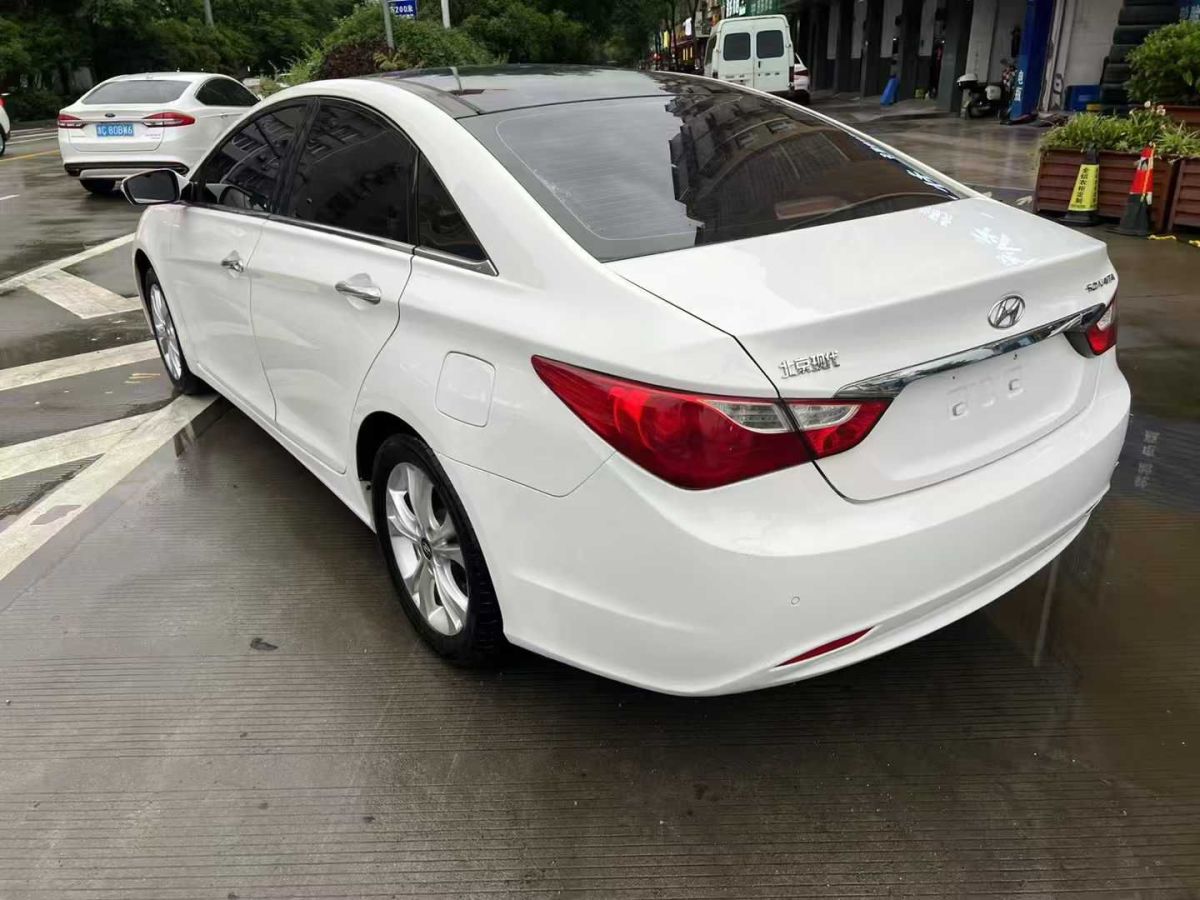 現(xiàn)代 朗動  2012款 1.6 GLX 領(lǐng)先型圖片