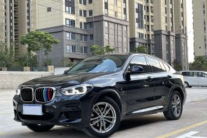 寶馬X4 寶馬 xDrive 25i M運(yùn)動(dòng)套裝