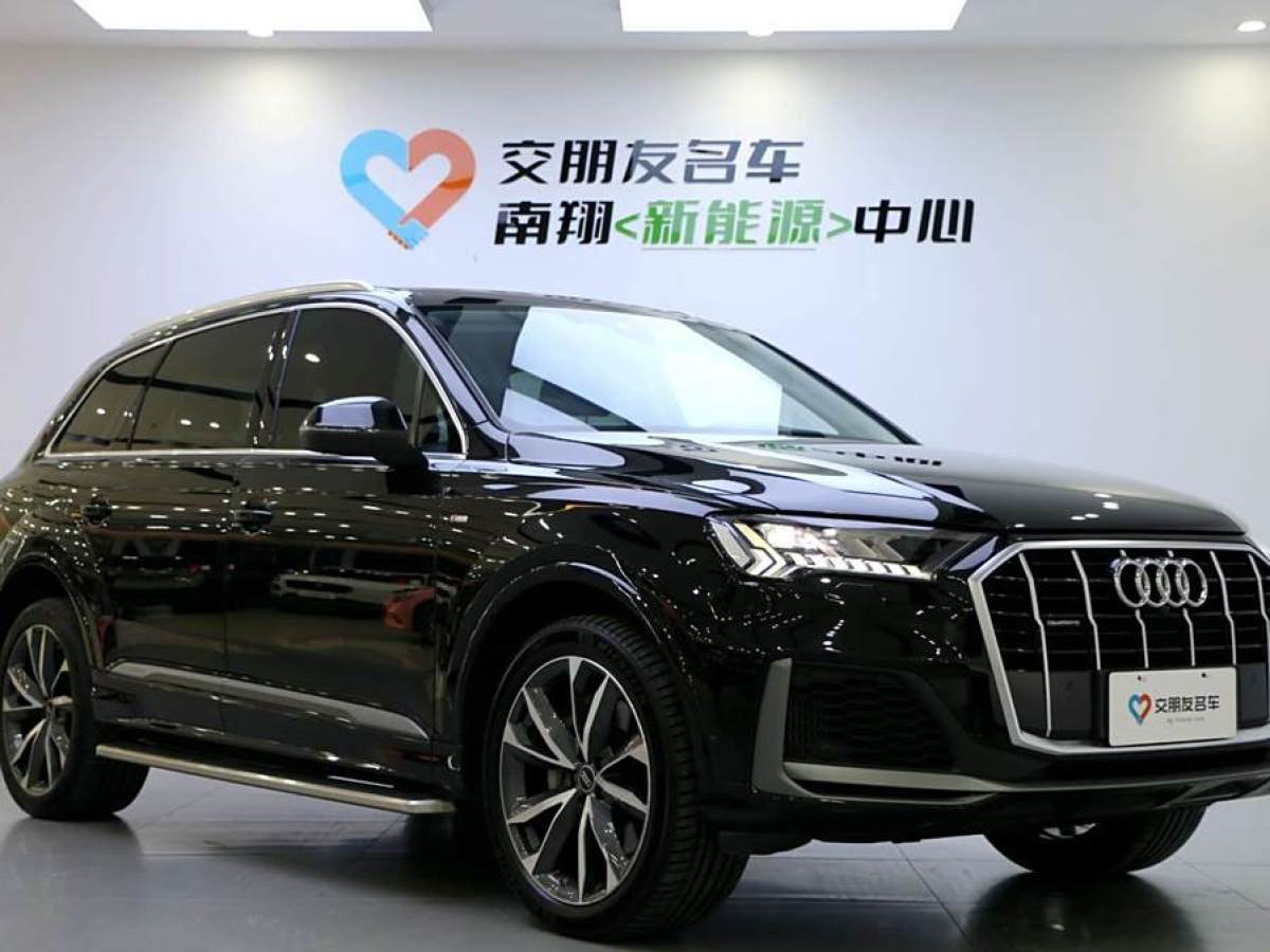 奧迪 奧迪Q7  2023款 55 TFSI quattro S line運(yùn)動(dòng)型圖片