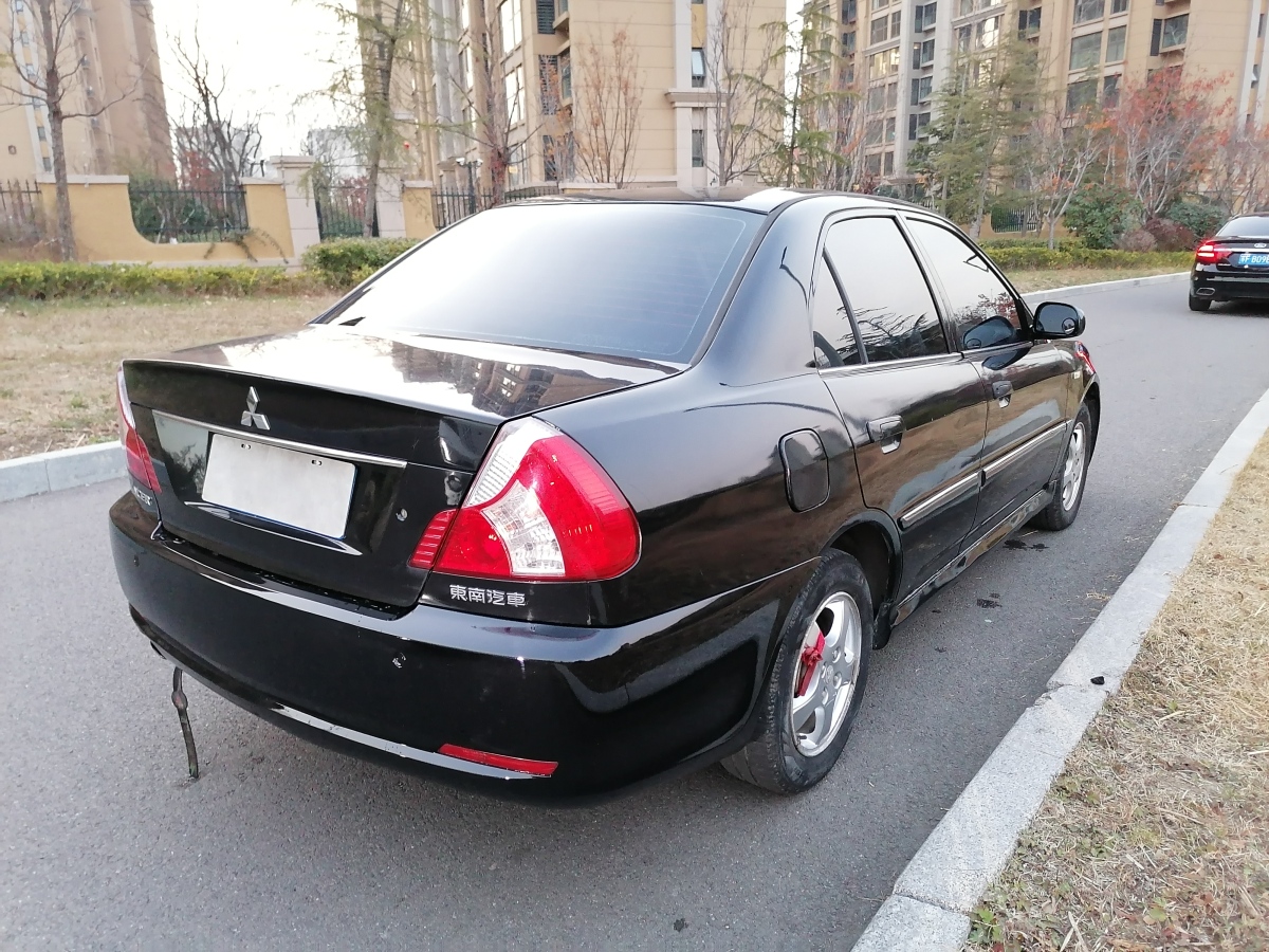 三菱 藍(lán)瑟  2010款 1.6L 自動舒適運(yùn)動型圖片