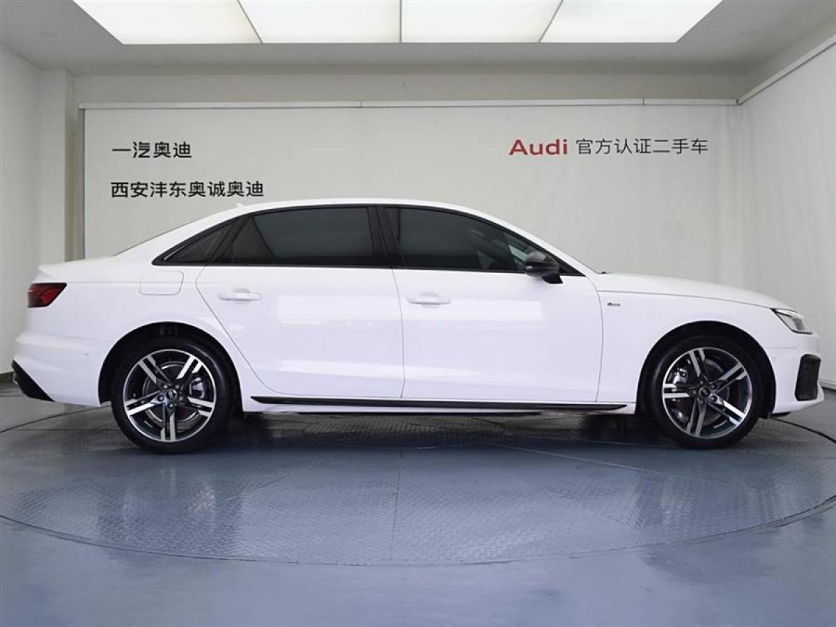 奧迪 奧迪A4L  2022款 40 TFSI 豪華動感型圖片