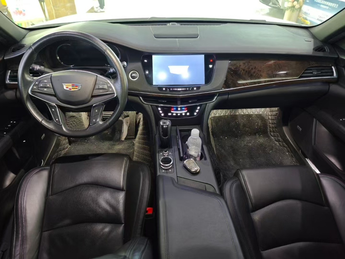 凱迪拉克 CT6  2019款 28T 豪華型圖片