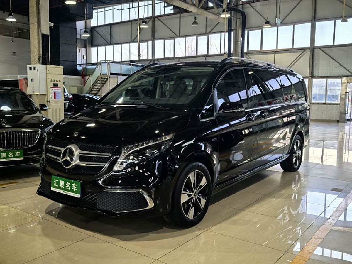 2023年11月奔馳 V級(jí)  2022款 V 260 L 長(zhǎng)軸距尊貴版