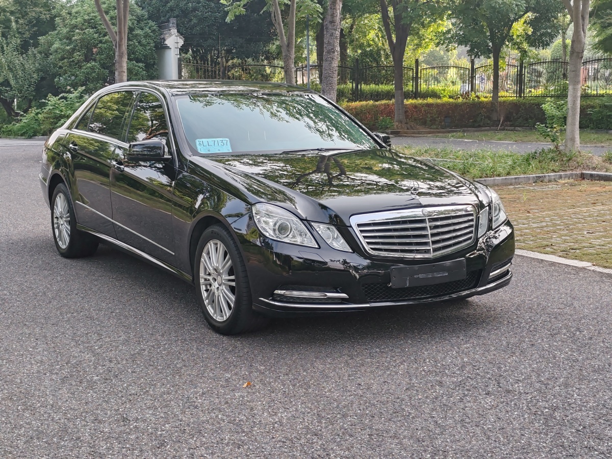 奔驰 奔驰E级  2012款 E 300 L 优雅型图片