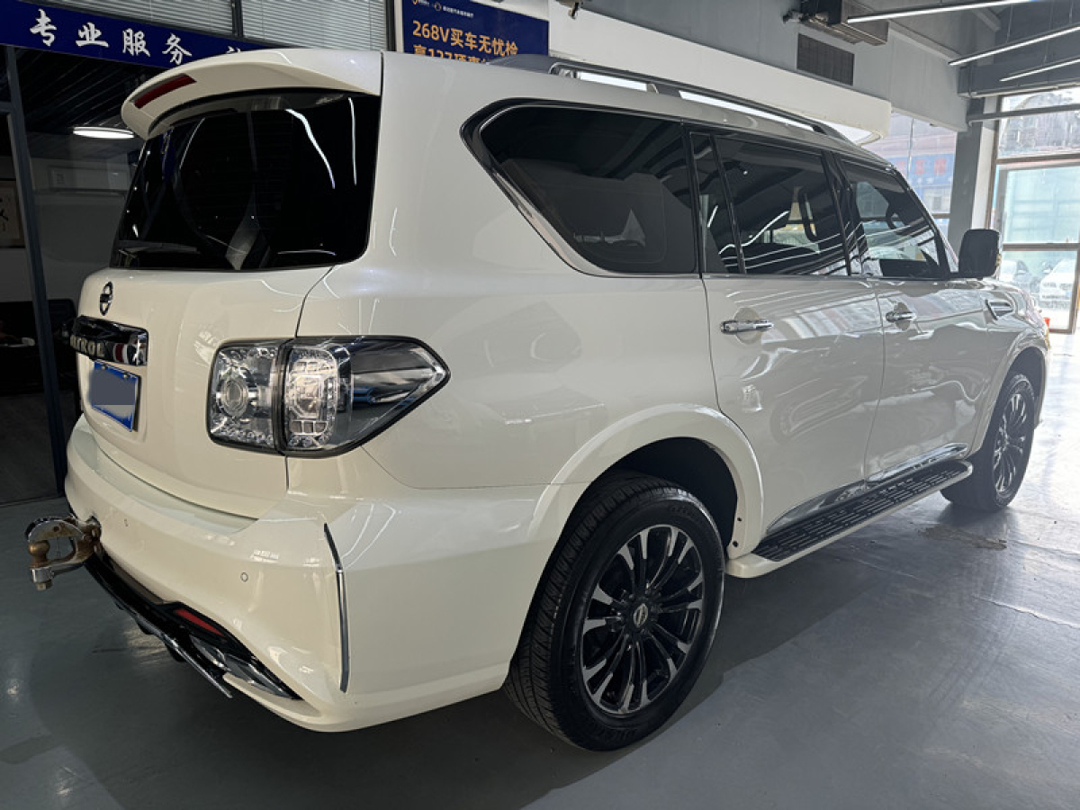 日產(chǎn) 途樂  2018款 4.0L 旗艦型圖片