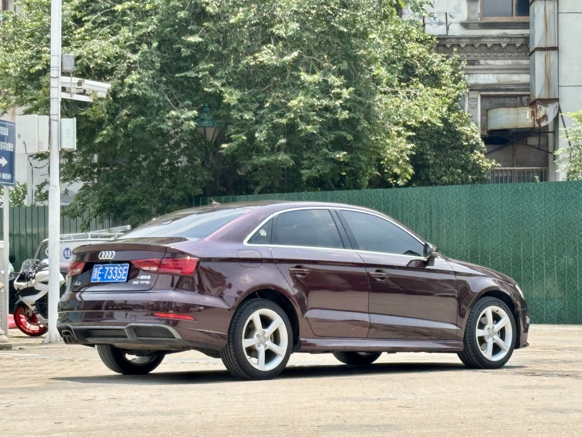 奧迪 奧迪A3  2017款 Limousine 35 TFSI 時(shí)尚型圖片