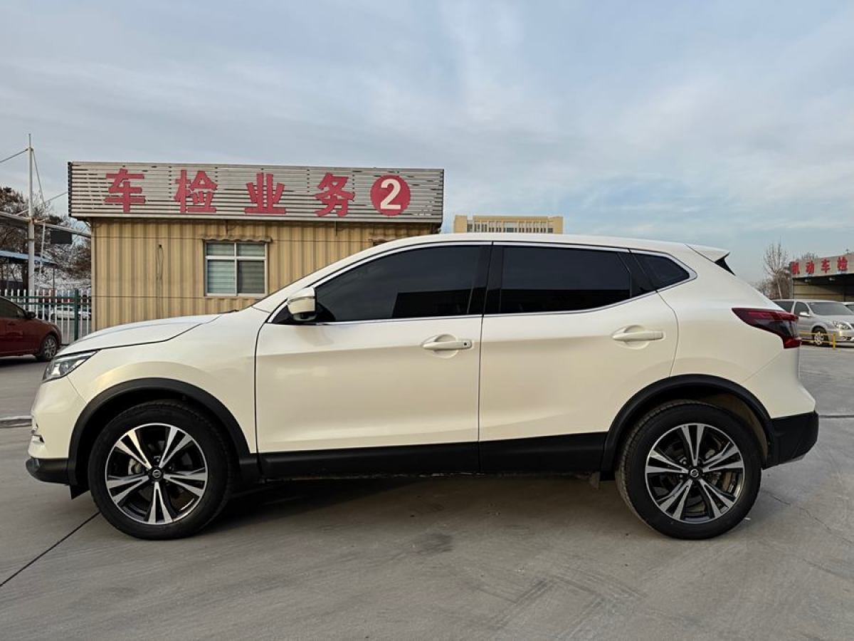 日產(chǎn) 逍客  2021款 2.0L CVT豪華版圖片