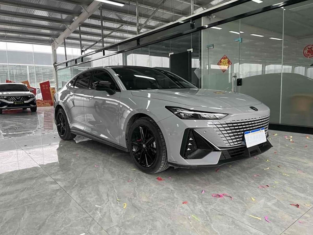 長安 長安UNI-V  2022款 1.5T 卓越型圖片