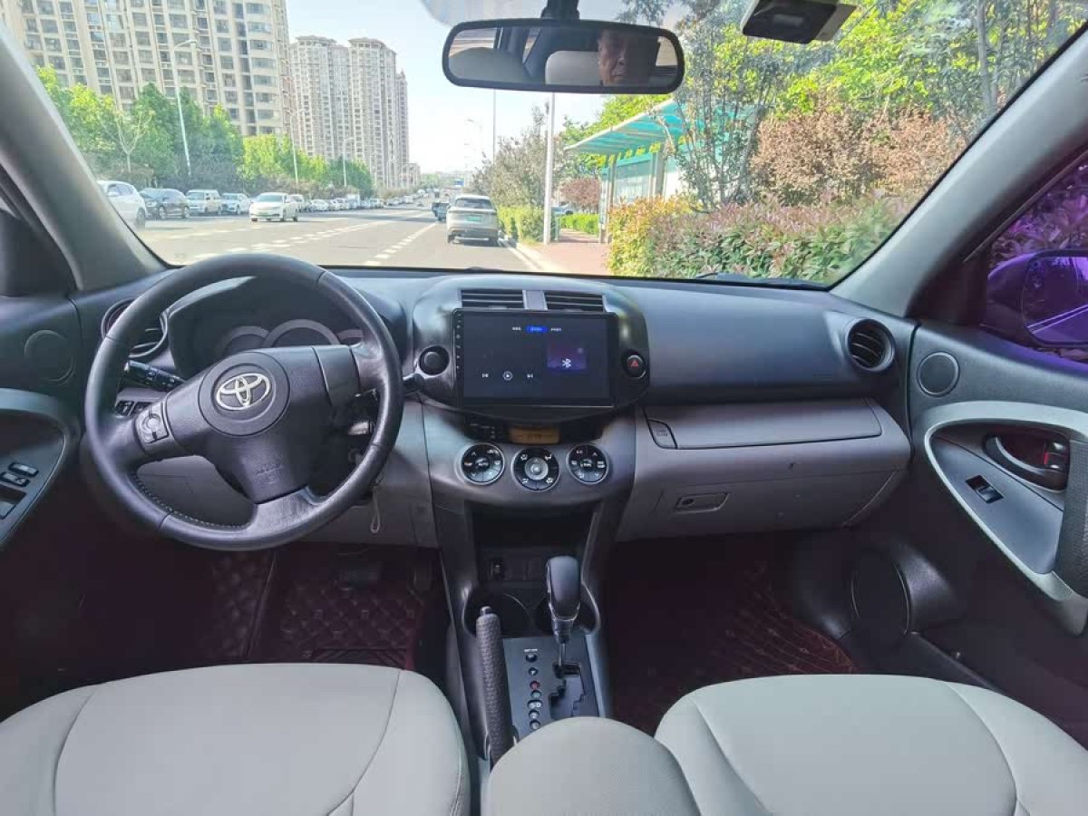 豐田 RAV4榮放  2009款 2.0L 自動(dòng)豪華版圖片
