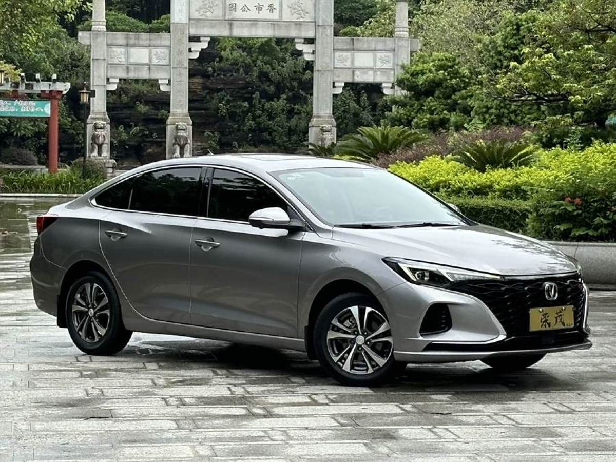 長安 逸動  2021款 PLUS 藍鯨NE 1.4T GDI DCT尊貴型圖片