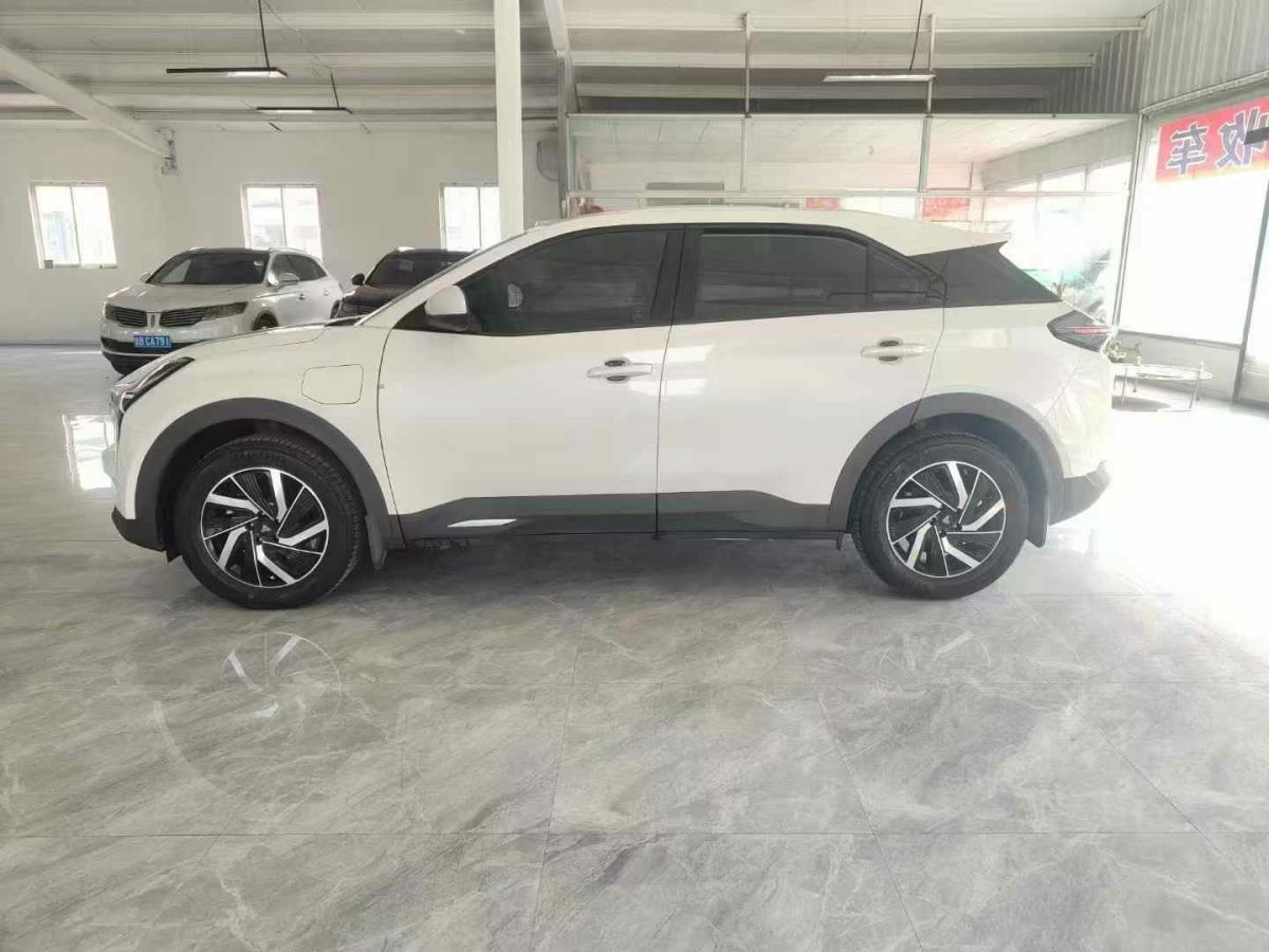 哪吒 哪吒U  2021款 Pro 400 巡航版圖片
