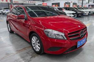 奔驰A级AMG 奔驰 AMG A 45 4MATIC