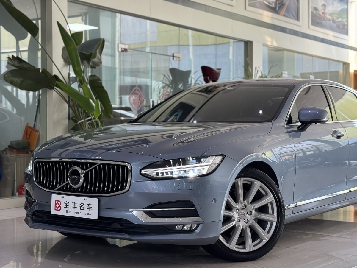 沃爾沃 S90  2018款 T5 智尊版圖片