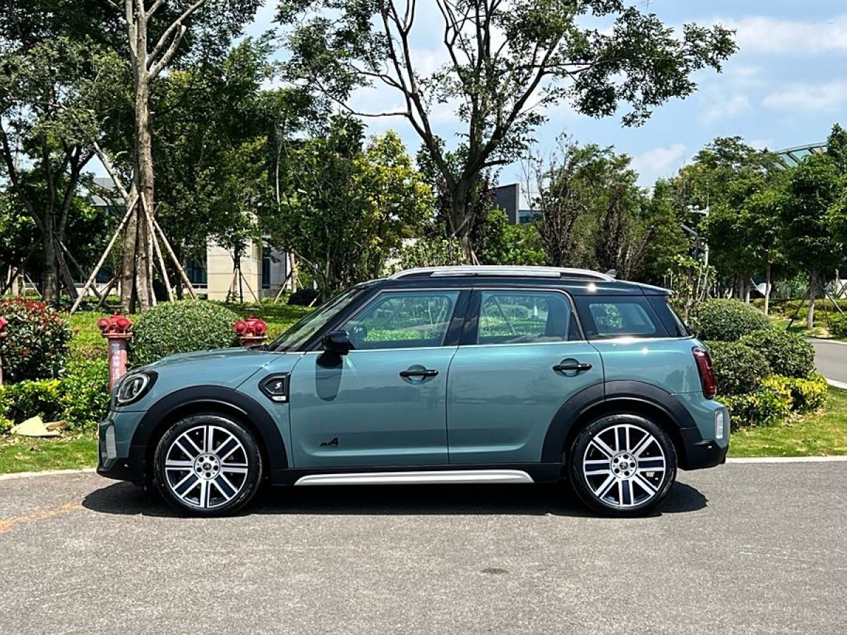 MINI COUNTRYMAN  2023款 改款二 2.0T COOPER S ALL4 鑒賞家圖片