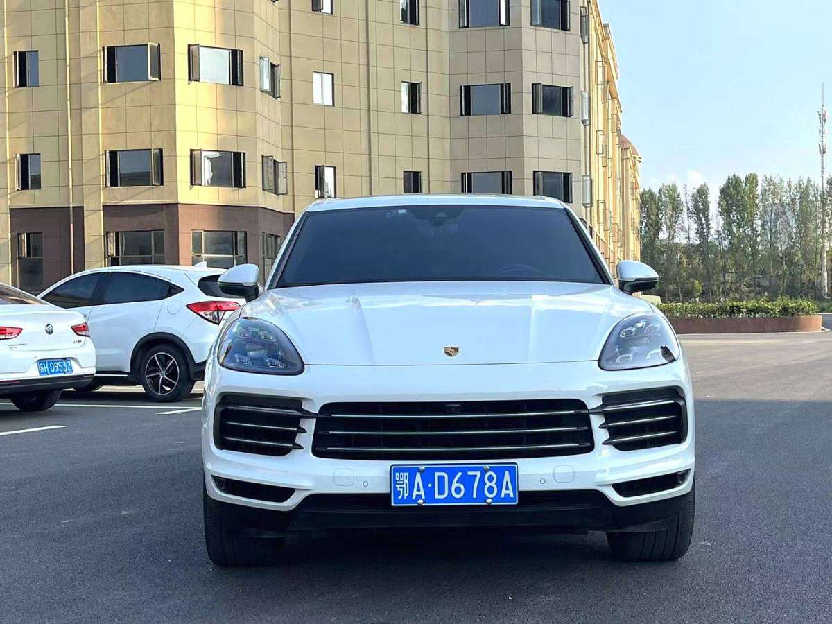 保時(shí)捷 Cayenne  2022款 Cayenne 3.0T 鉑金版圖片