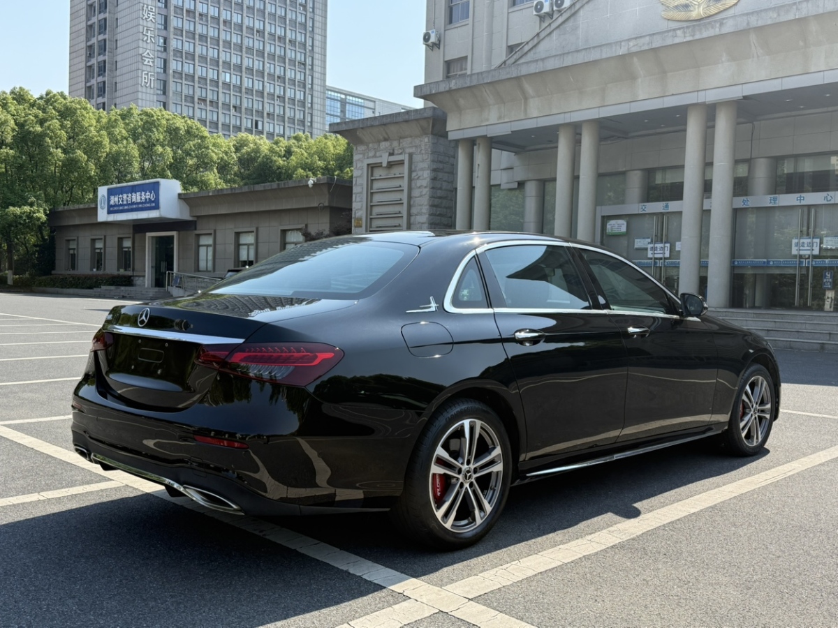 2021年4月奔馳 奔馳E級(jí)  2021款 改款 E 260 L