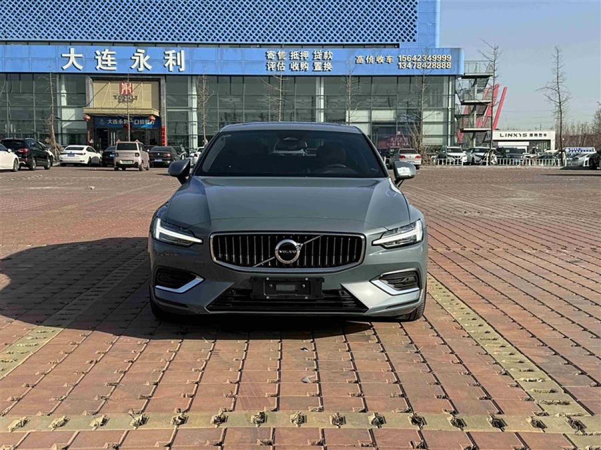 沃爾沃 S60L  2023款 B4 智逸豪華版圖片