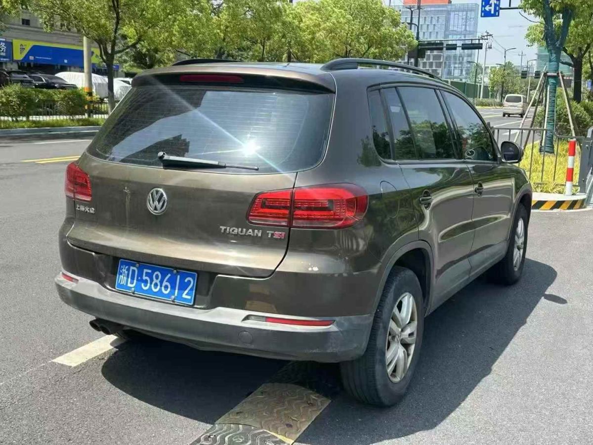 大眾 途觀  2015款 1.8TSI 自動兩驅風尚版圖片