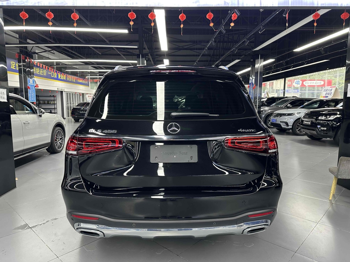 奔馳 奔馳GLS  2022款 改款二 GLS 450 4MATIC 豪華型圖片