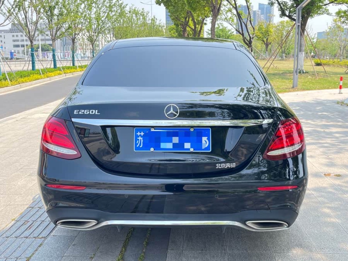奔馳 奔馳E級  2020款 改款 E 260 L 運動型圖片