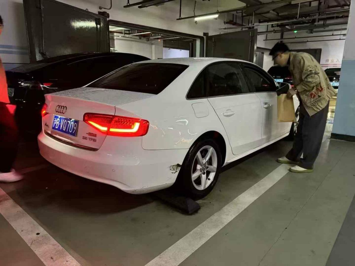 奧迪 奧迪A4L  2013款 A4L 30TFSI 手動舒適型圖片