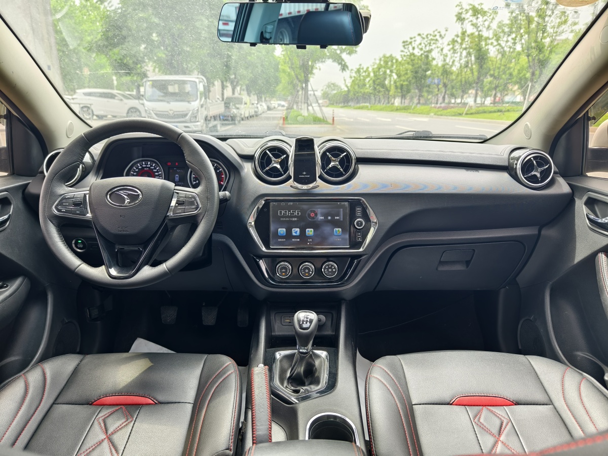 東南 DX3  2019款 DX3X酷綺 1.5L 手動尊貴型圖片