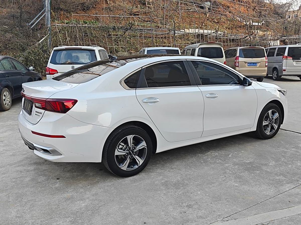 起亞 K3  2019款  1.5L CVT智享互聯(lián)版圖片