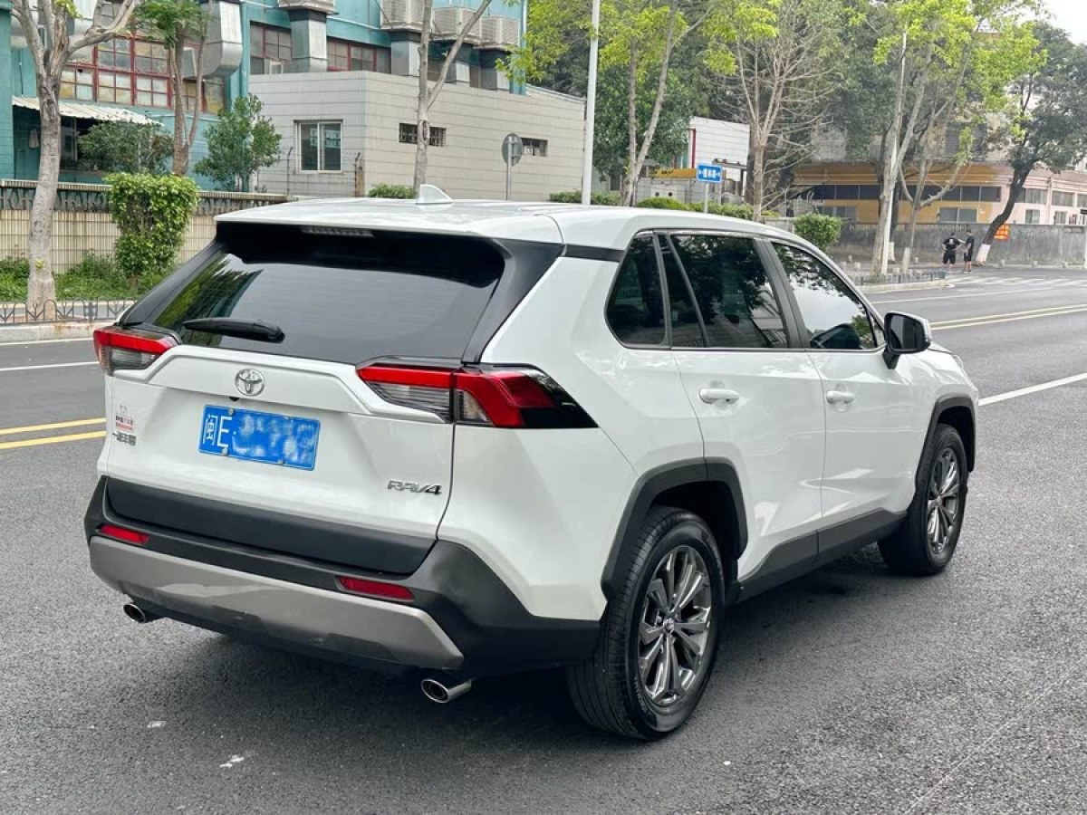 豐田 RAV4榮放  2023款 2.0L CVT兩驅(qū)風(fēng)尚版圖片
