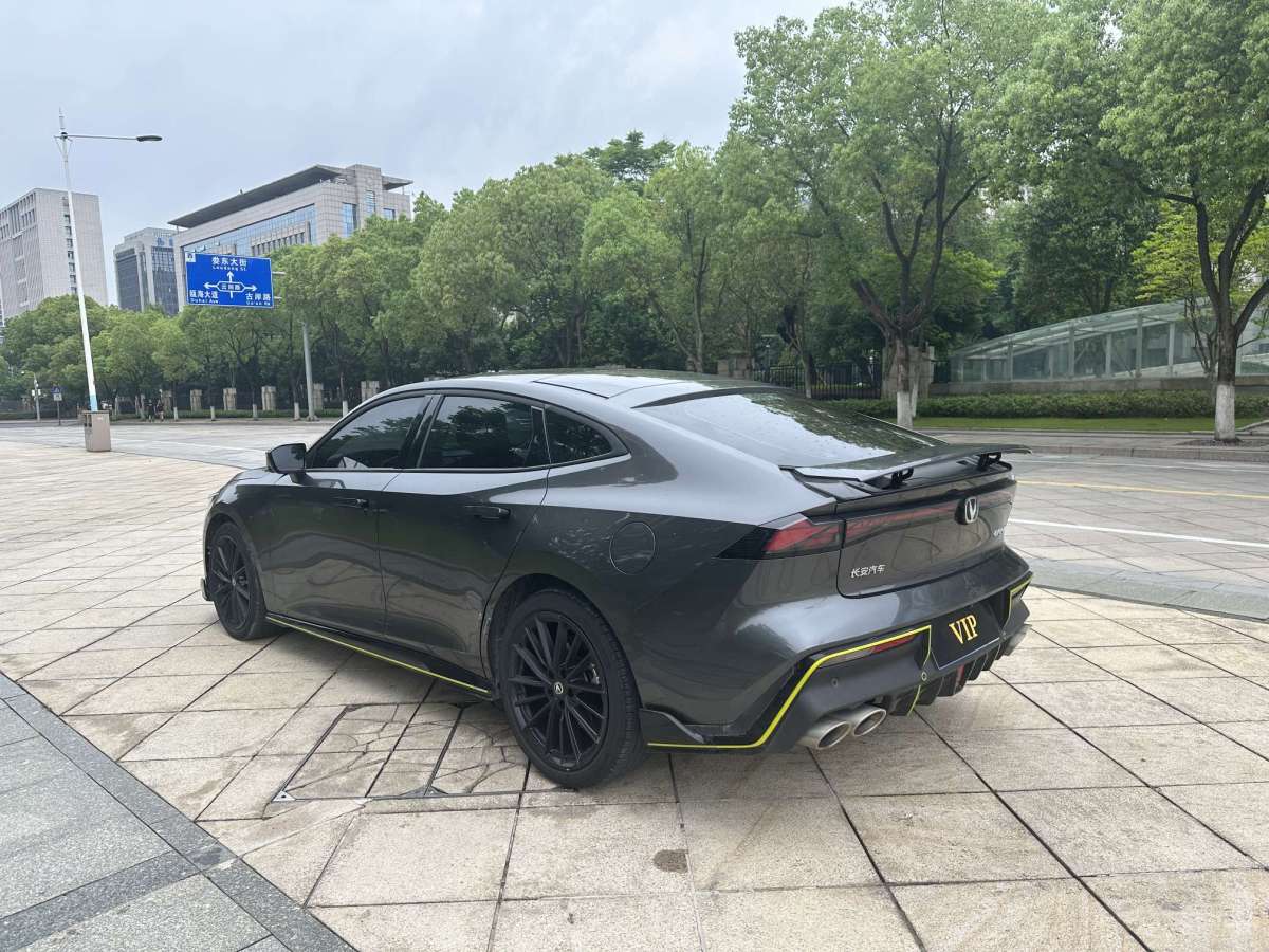 長安 長安UNI-V  2022款 1.5T 運動版圖片