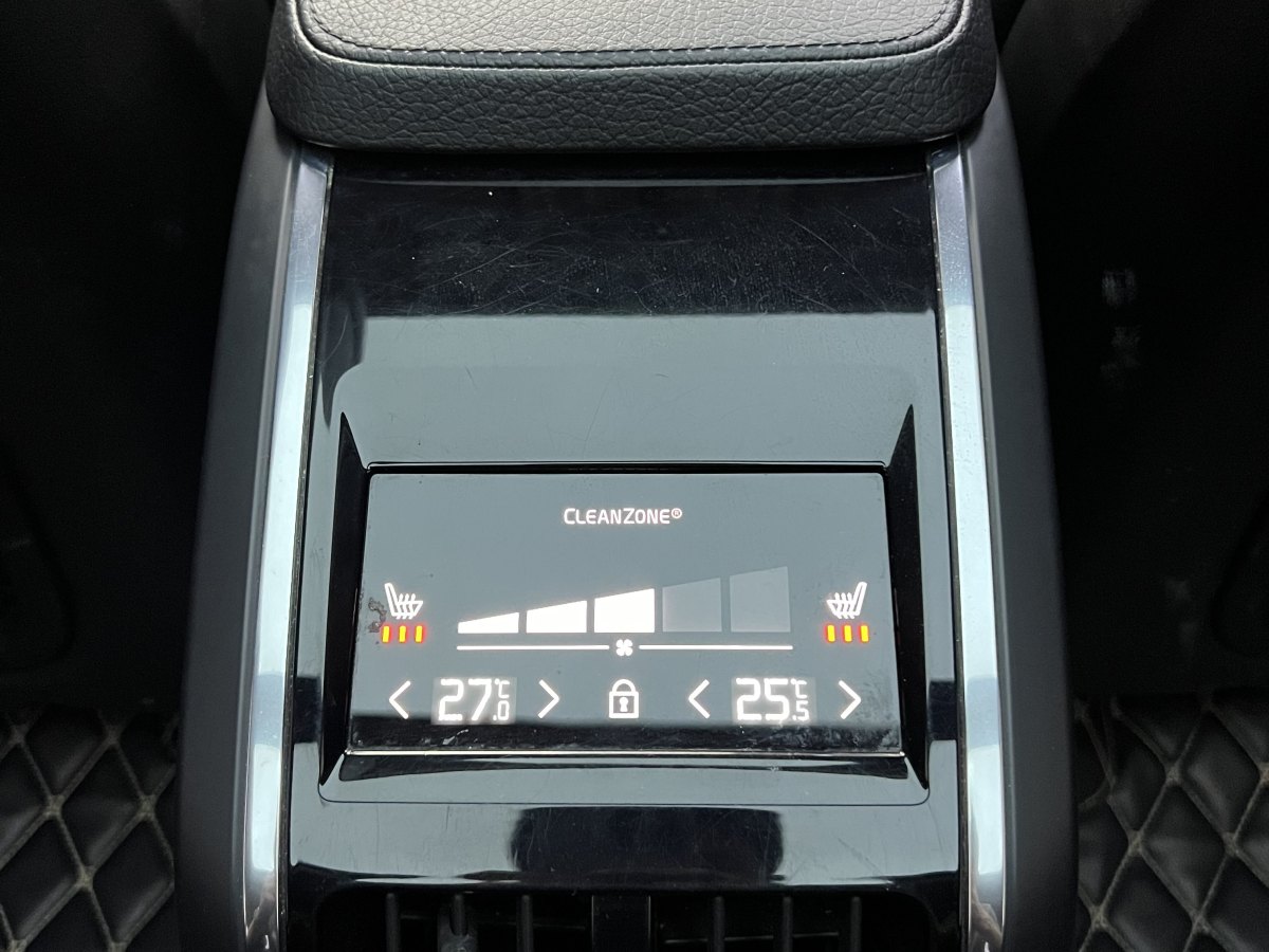 沃尔沃 S90  2018款 T5 智雅版图片