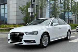 奧迪A4L 奧迪 35 TFSI 典藏版 自動標(biāo)準(zhǔn)型