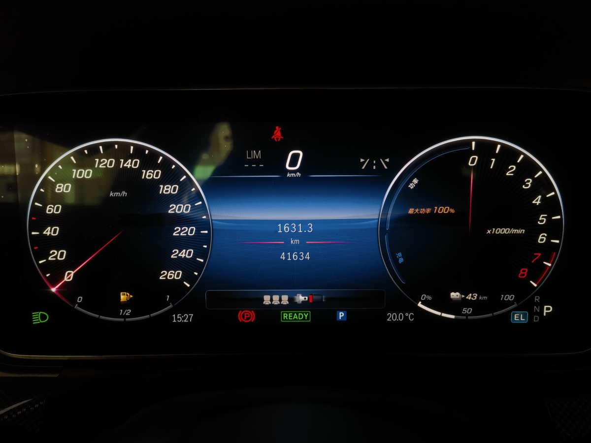 奔驰 奔驰C级新能源  2023款 改款 C 350 eL图片