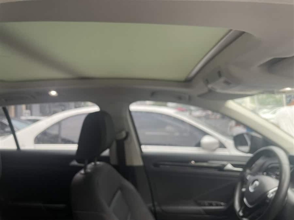 大眾 T-ROC探歌  2018款  280TSI DSG兩驅舒適型 國VI圖片