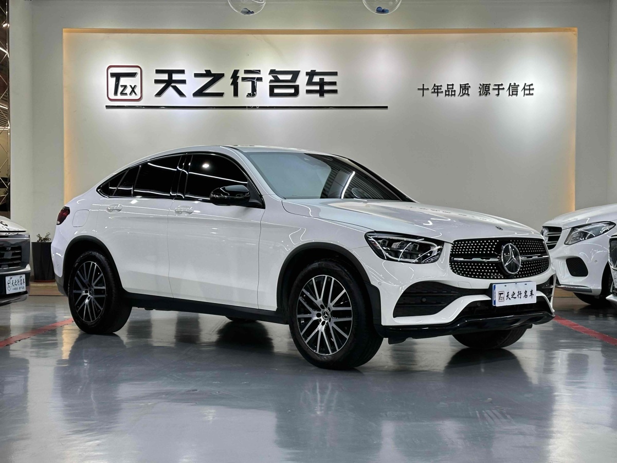 2023年2月奔馳 奔馳GLC  2022款 改款 GLC 260 4MATIC 轎跑SUV