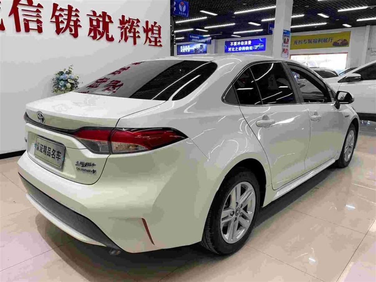 豐田 雷凌  2021款 雙擎 1.8H E-CVT豪華版圖片