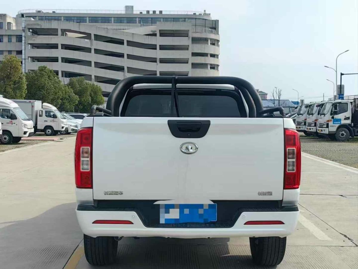 長(zhǎng)城 炮  2022款 2.0T商用版 手動(dòng)柴油四驅(qū)茶王版標(biāo)箱GW4D20M圖片