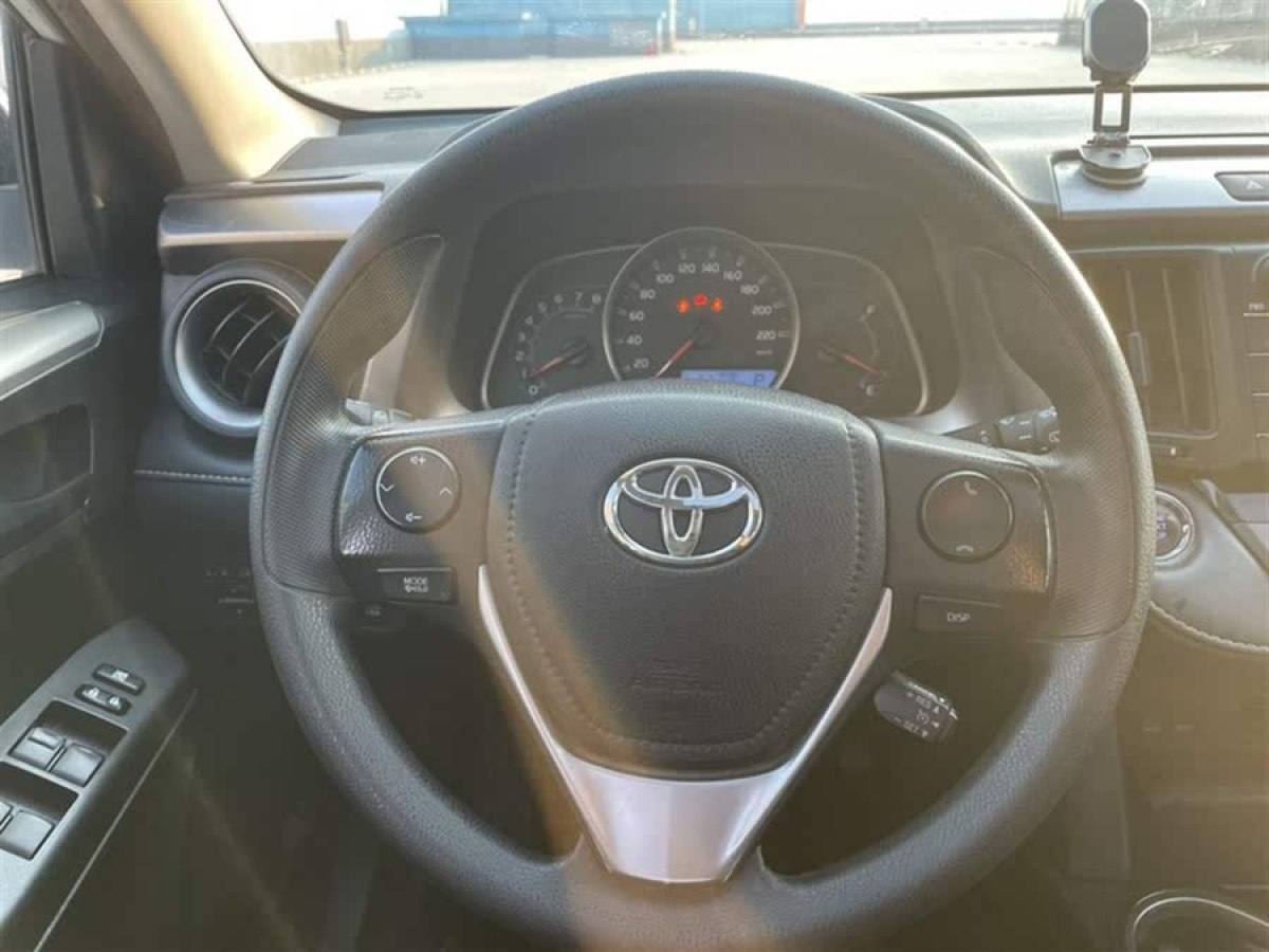 豐田 RAV4榮放  2016款 2.0L CVT兩驅(qū)風尚版圖片