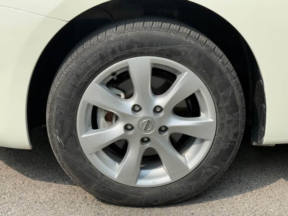 日產(chǎn) 騏達(dá)  2014款 1.6L CVT智能型圖片