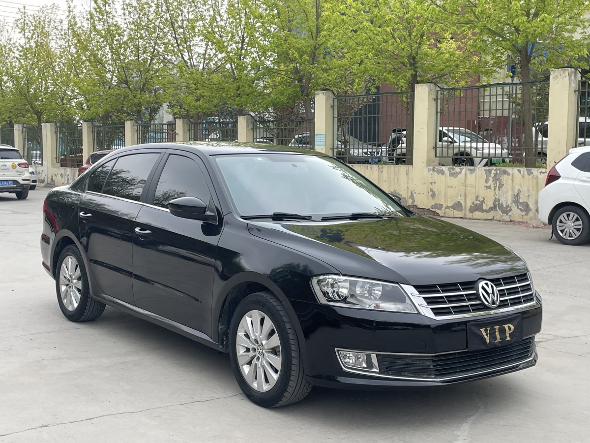 大眾 朗逸  2013款 改款經(jīng)典 1.6L 自動(dòng)舒適版圖片