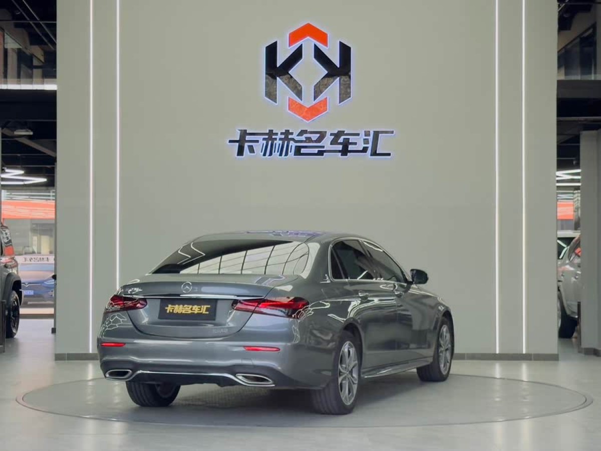 奔馳 奔馳E級  2021款 改款 E 300 L 運動時尚型圖片