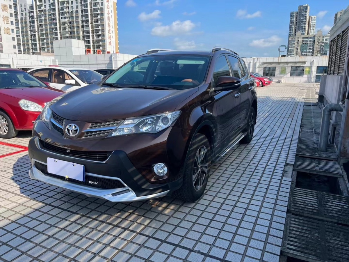 豐田 RAV4榮放  2015款 2.0L CVT四驅(qū)新銳版圖片