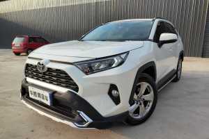 RAV4 豐田 榮放 2.0L CVT兩驅(qū)風(fēng)尚版