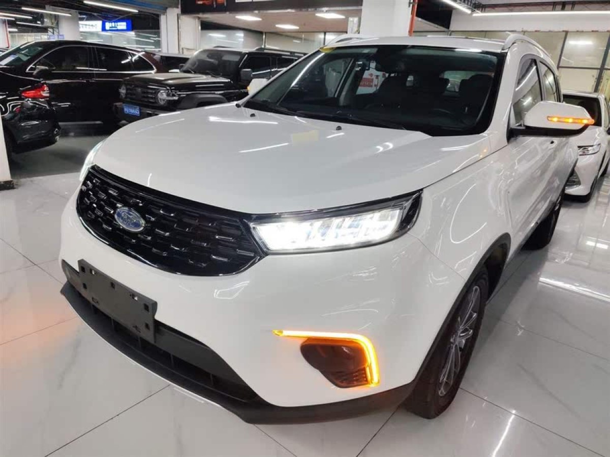 福特 領(lǐng)界  2020款 領(lǐng)界S EcoBoost 145 CVT鉑領(lǐng)型圖片