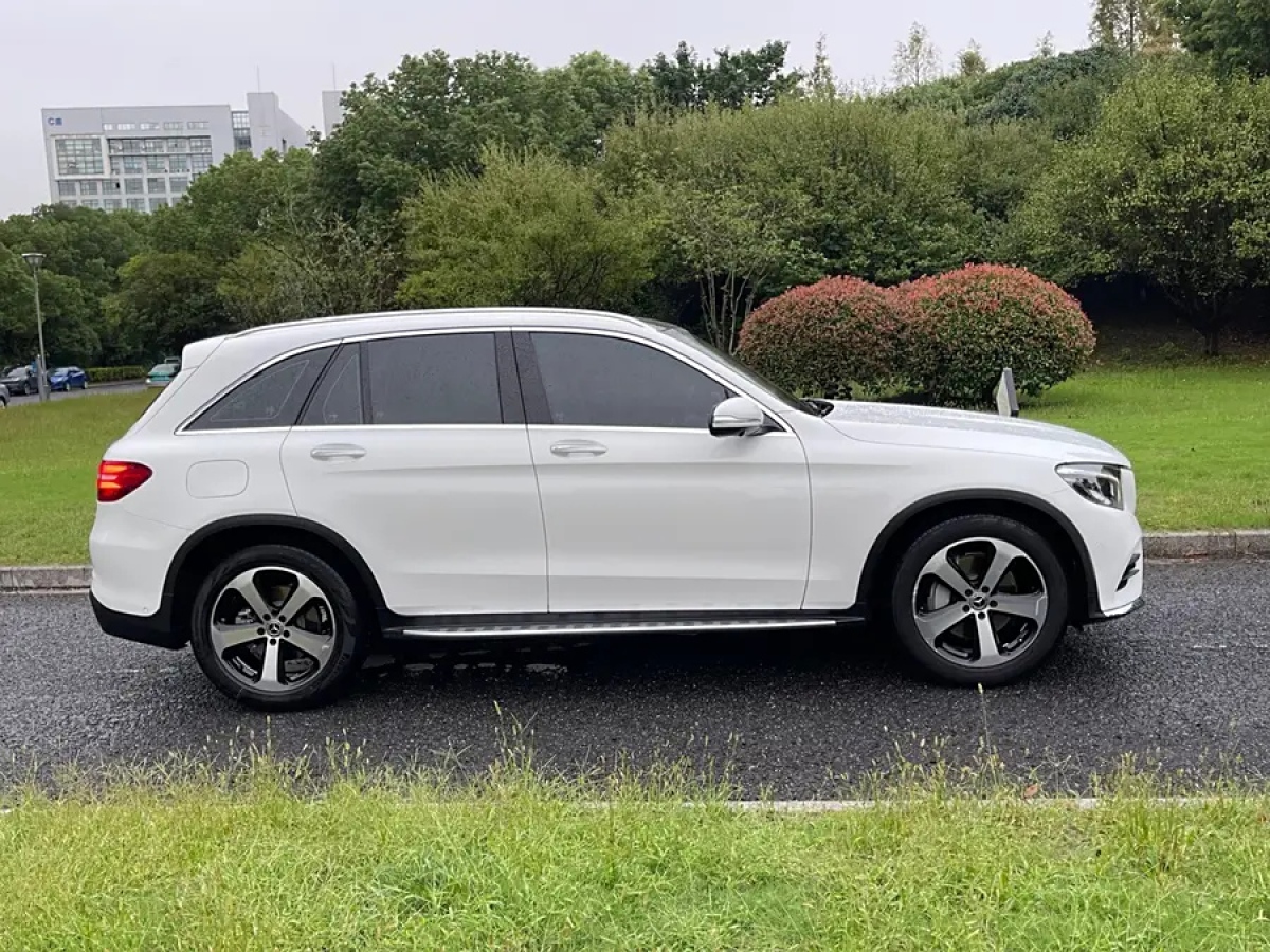 2018年4月奔馳 奔馳GLC  2018款 GLC 260 4MATIC 豪華型